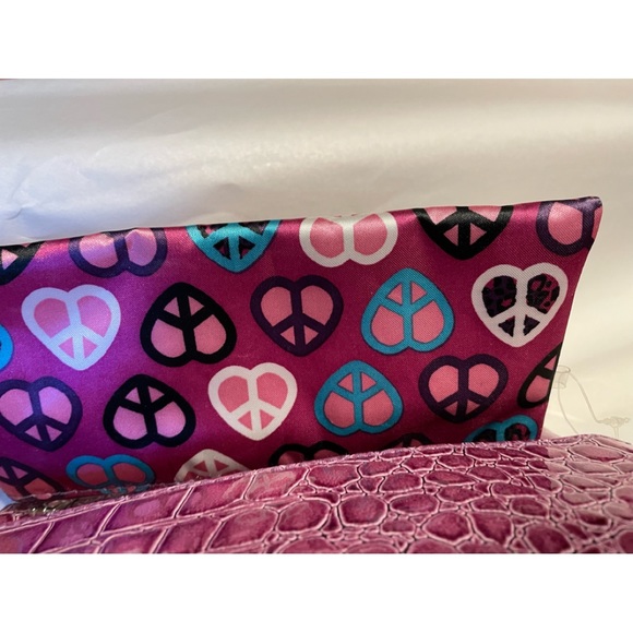 Modella’s 2pc Croc Set - Picture 11 of 16